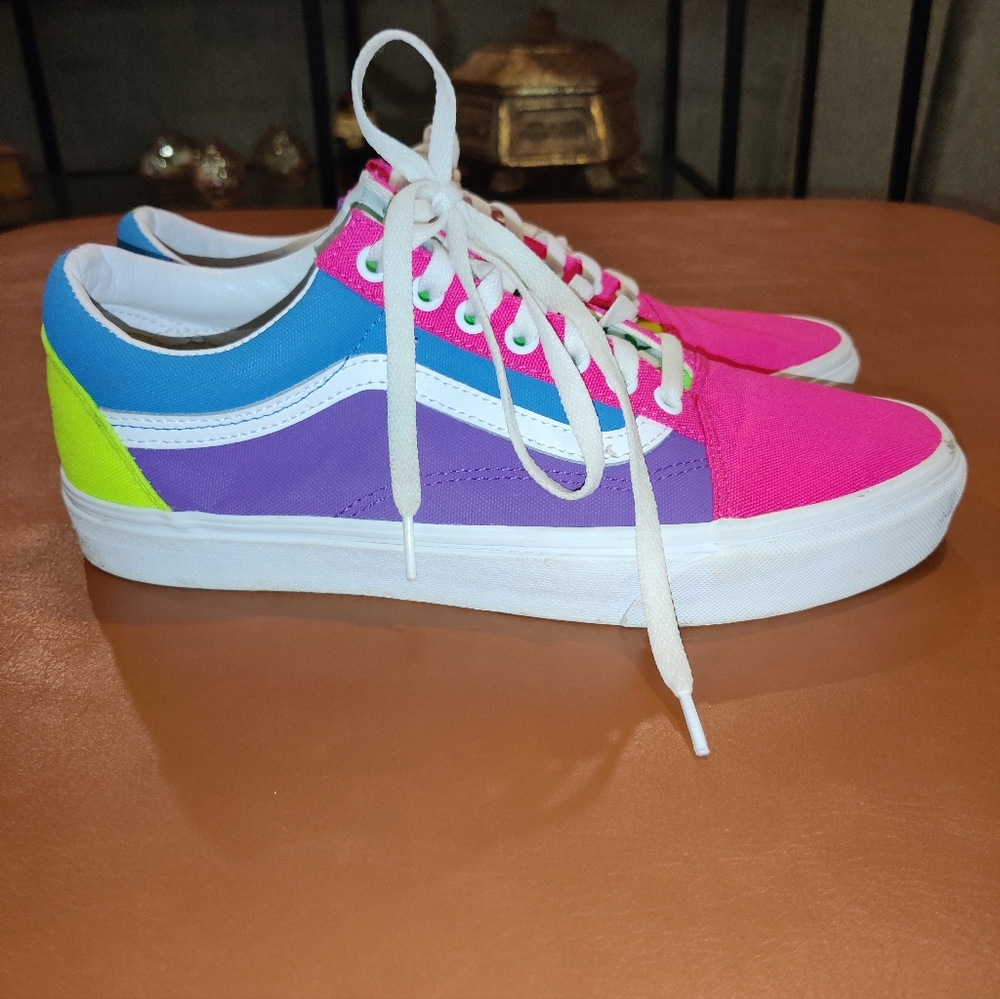 VANS OFF THE WALL SKATEBOARD SHOES OLD SKOOL NEON BLOCKED MENS 9.5 WOMENS 11!
